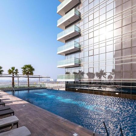 Tranquil Studio In Damac Hills Dubai Exterior photo