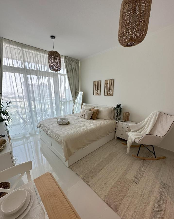 Tranquil Studio In Damac Hills Dubai Exterior photo